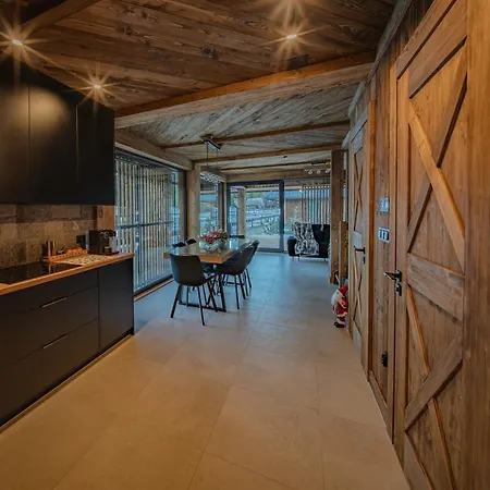 White Brook Luxury شاليه *